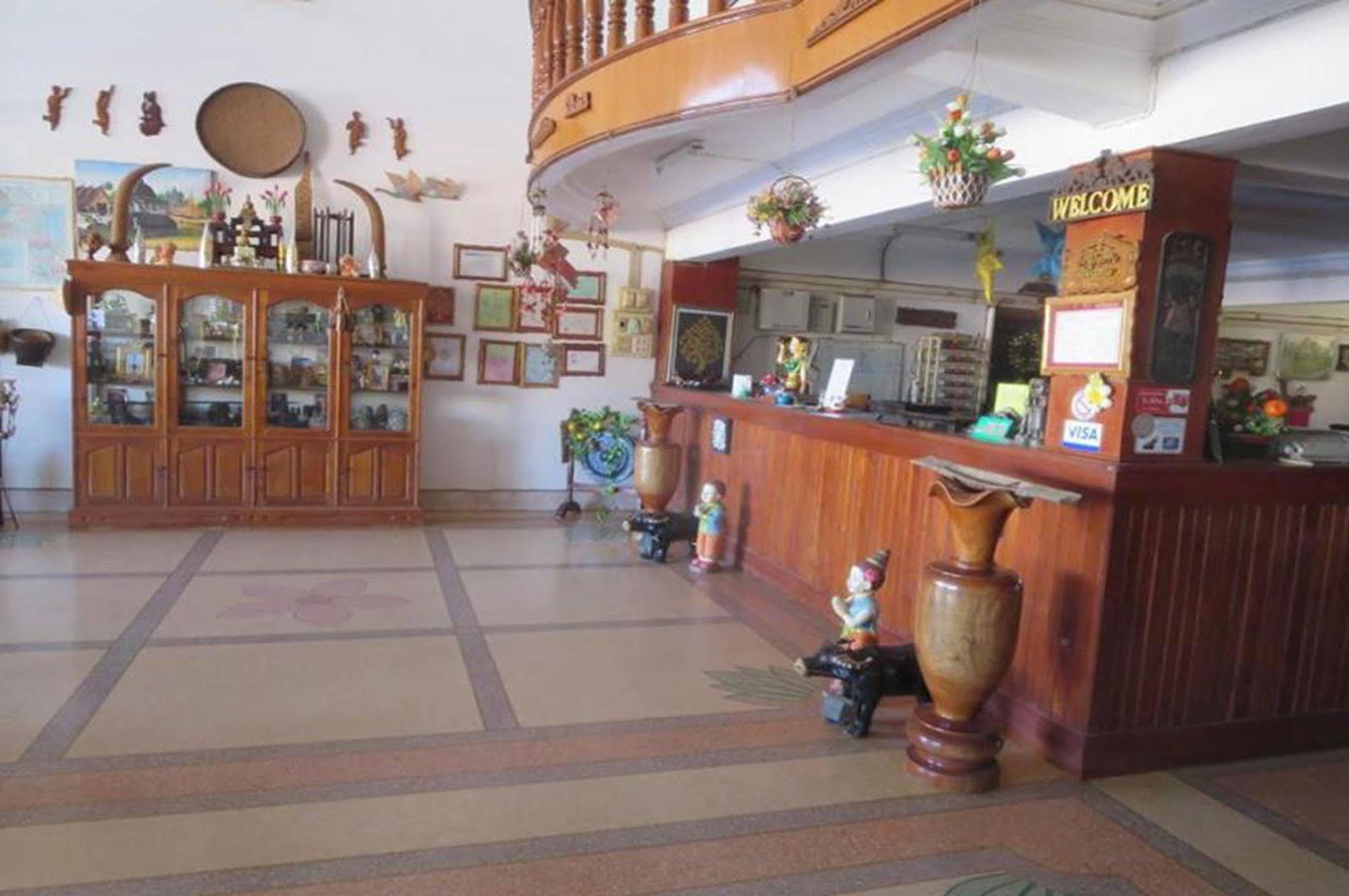 Champa Hotel ปากเซ ภายนอก รูปภาพ